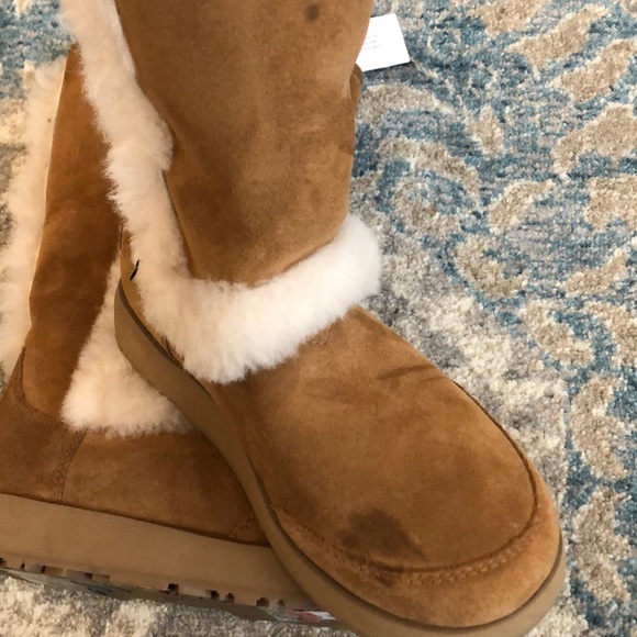 Ugg Women's Sundance Waterproof Boots size 5.5 - Picture 4 of 12